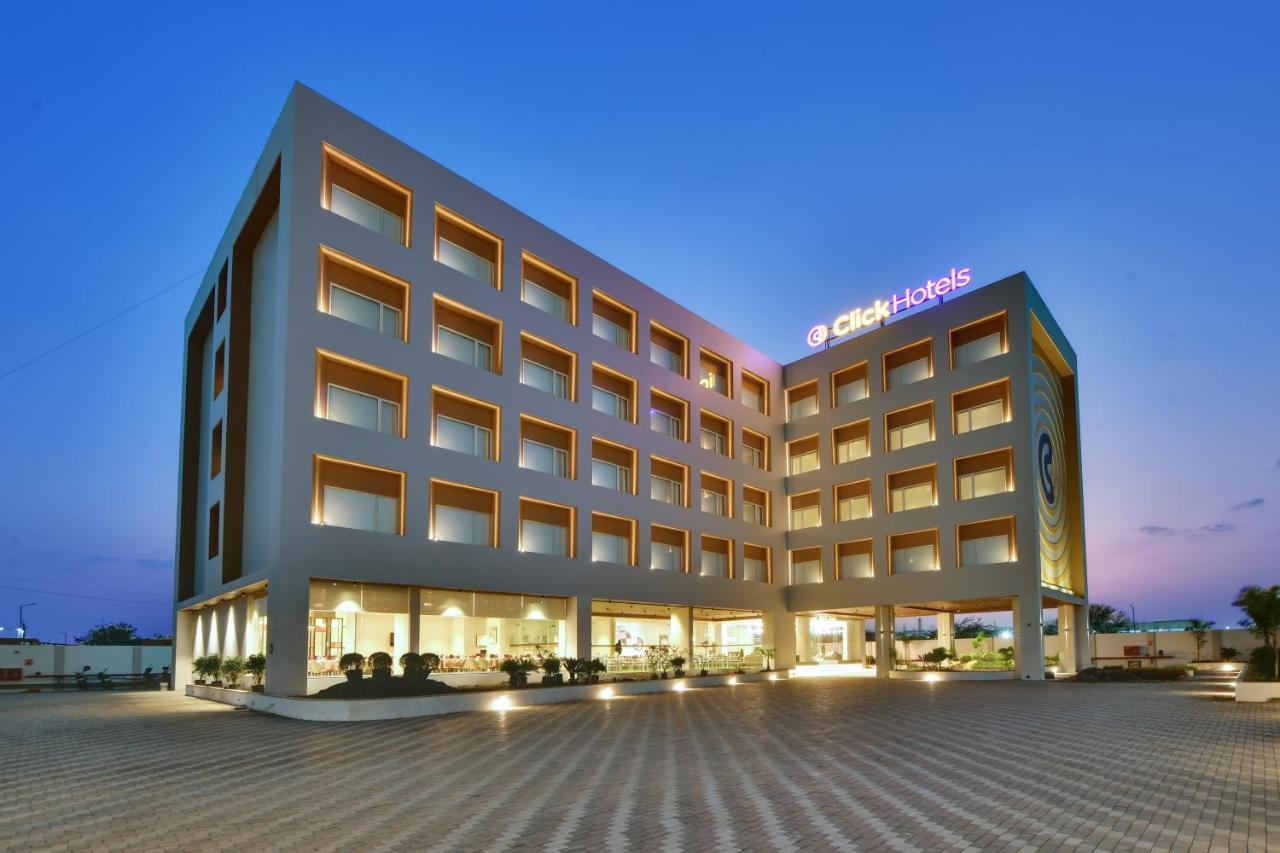 Click Hotel Pithampur Mhow Exterior foto